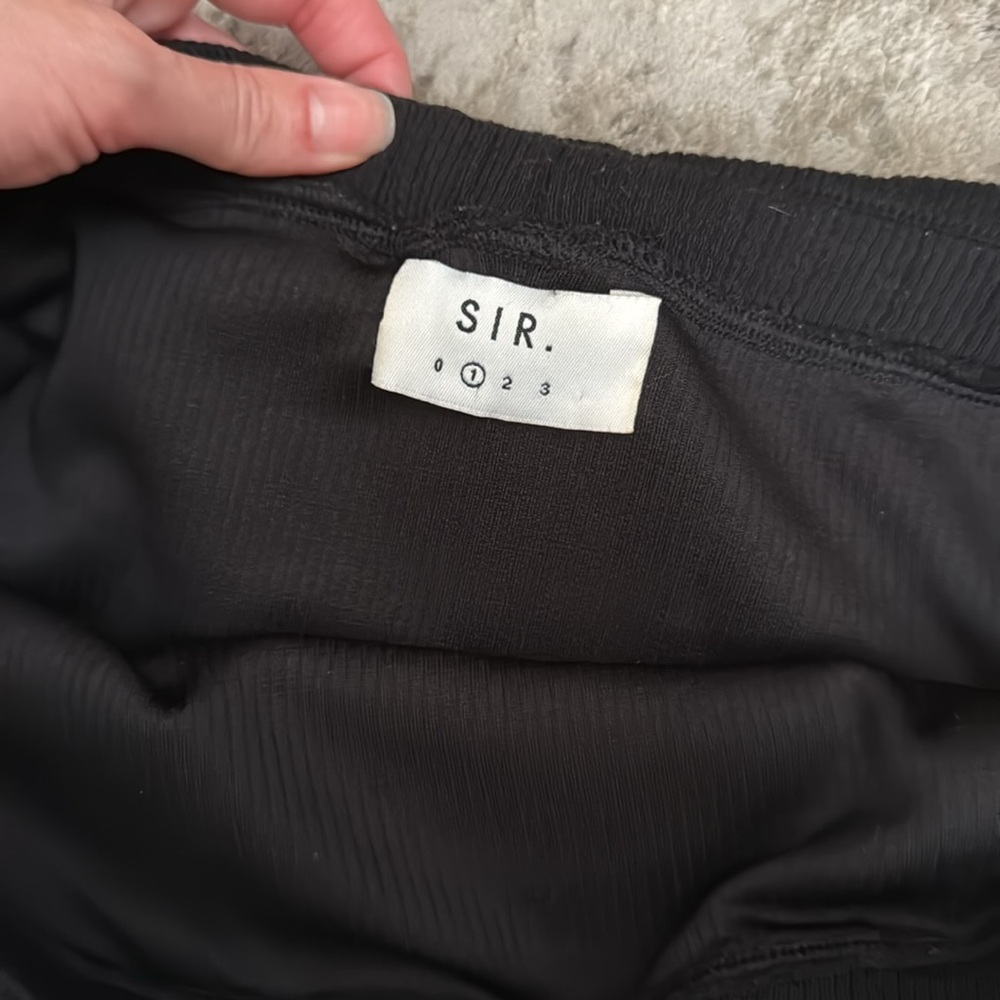 SIR. The Label Off the shoulder bodysuit - Picture 2 of 3